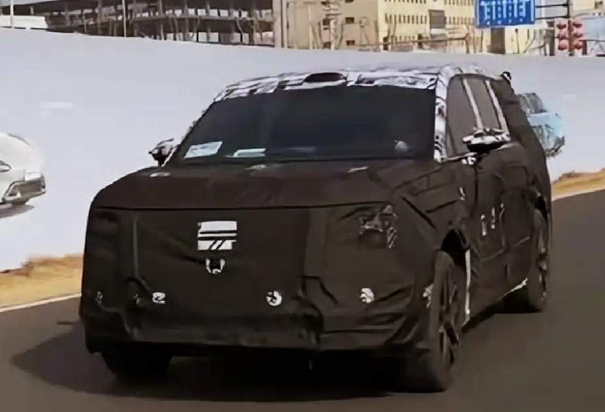 小米YU8首次曝光！硬派方盒子造型，大5座增程SUV，预计23.99万起_腾讯新闻