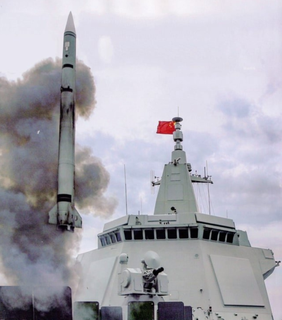 南国指令!! SPYvsSPY　未使用 中国未来055驱逐舰猜想图：较052D有大飞跃_军事频道_凤凰网