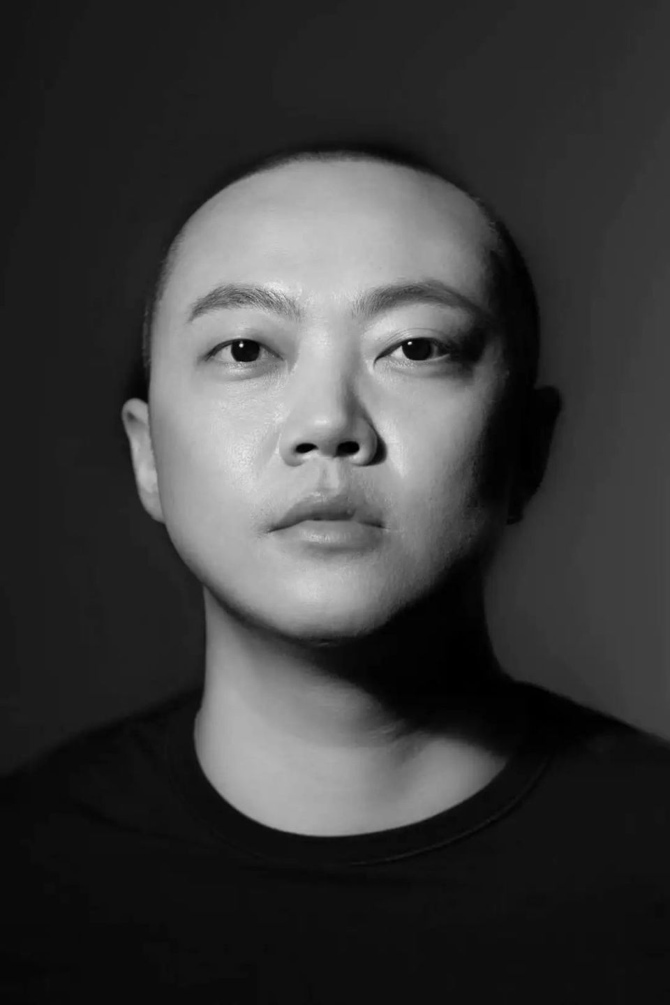闻献：像老铺黄金讲中国故事，把千元香水做成一门生意 | 厚雪专访_腾讯新闻