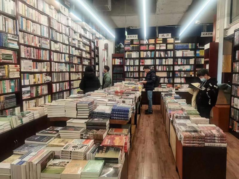 寒冬时节书香送暖 北京多家网红品牌书店进驻商圈