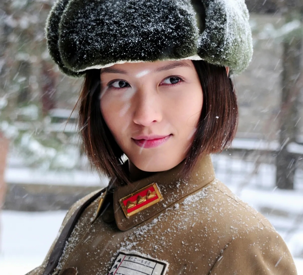 《执行法官》徐洁儿:歌手出道,曾受情伤,45岁不婚不育,活成大女主