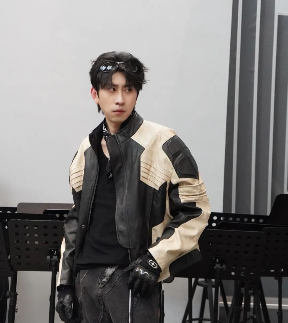 《狗剩快跑》蒋易:喜剧人出身,贵人运十足,可惜长相拖了他后腿_腾讯