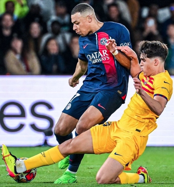 库巴西愿意留在巴萨继续成长,成为普约尔,皮克式的顶尖中卫.