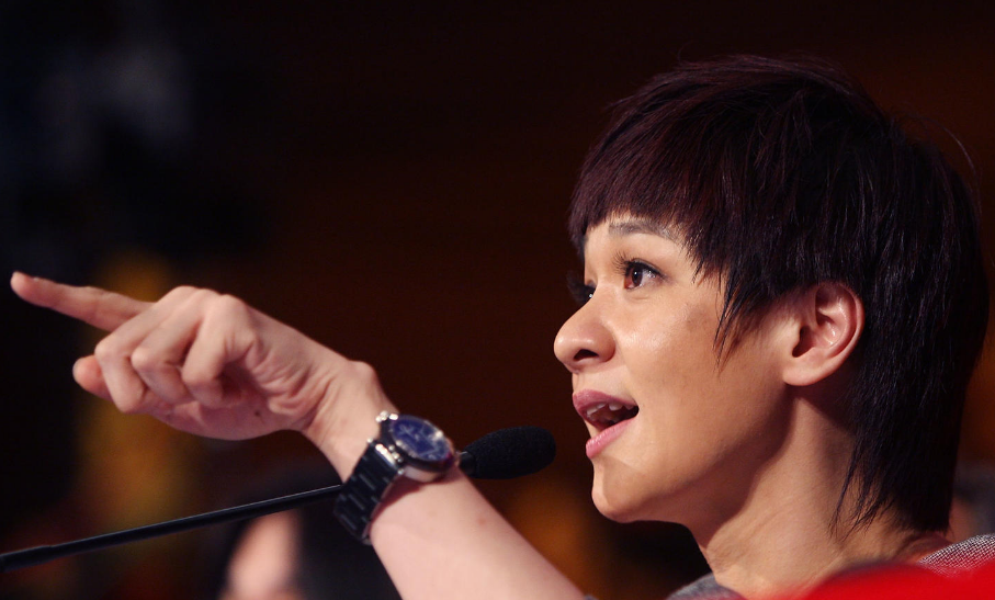 柯以敏全球巡回演唱会要来了,最高票价1080,谁给她的自信?_腾讯新闻