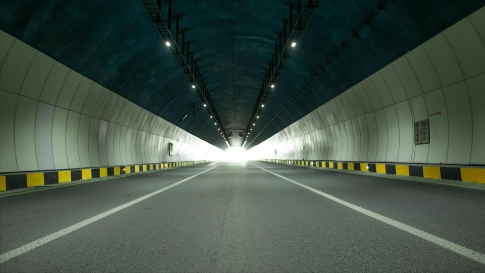 印度打通色拉隧道,贯穿喜马拉雅山,它的盾构机从何而来?