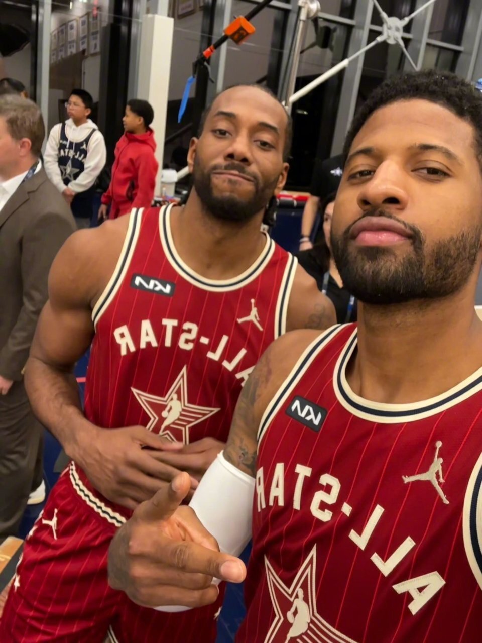 快船双星全明星划水,小卡伤势无碍,乔治效率高