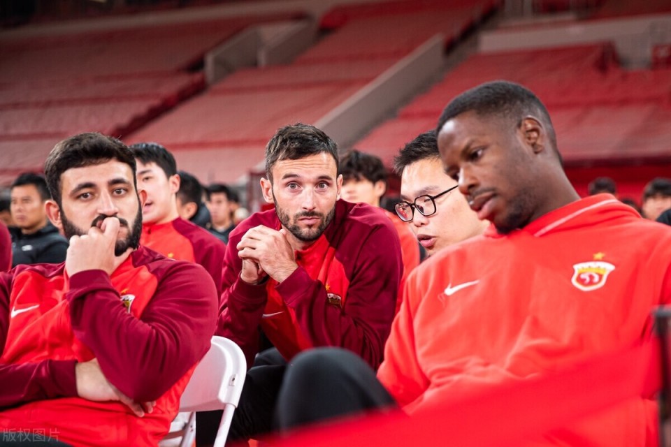 上港新赛季第五外援人选敲定曾是巴甲绝对主力未来将压哨入队