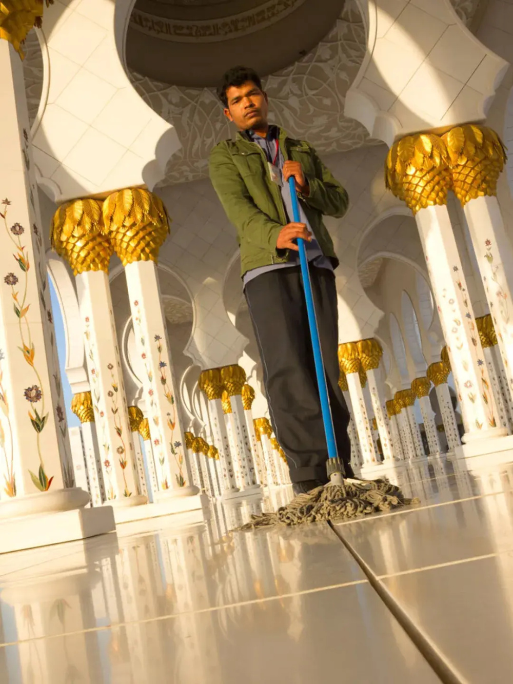 印度人，正在疯狂涌入土豪国家| 地球知识局-腾讯新闻