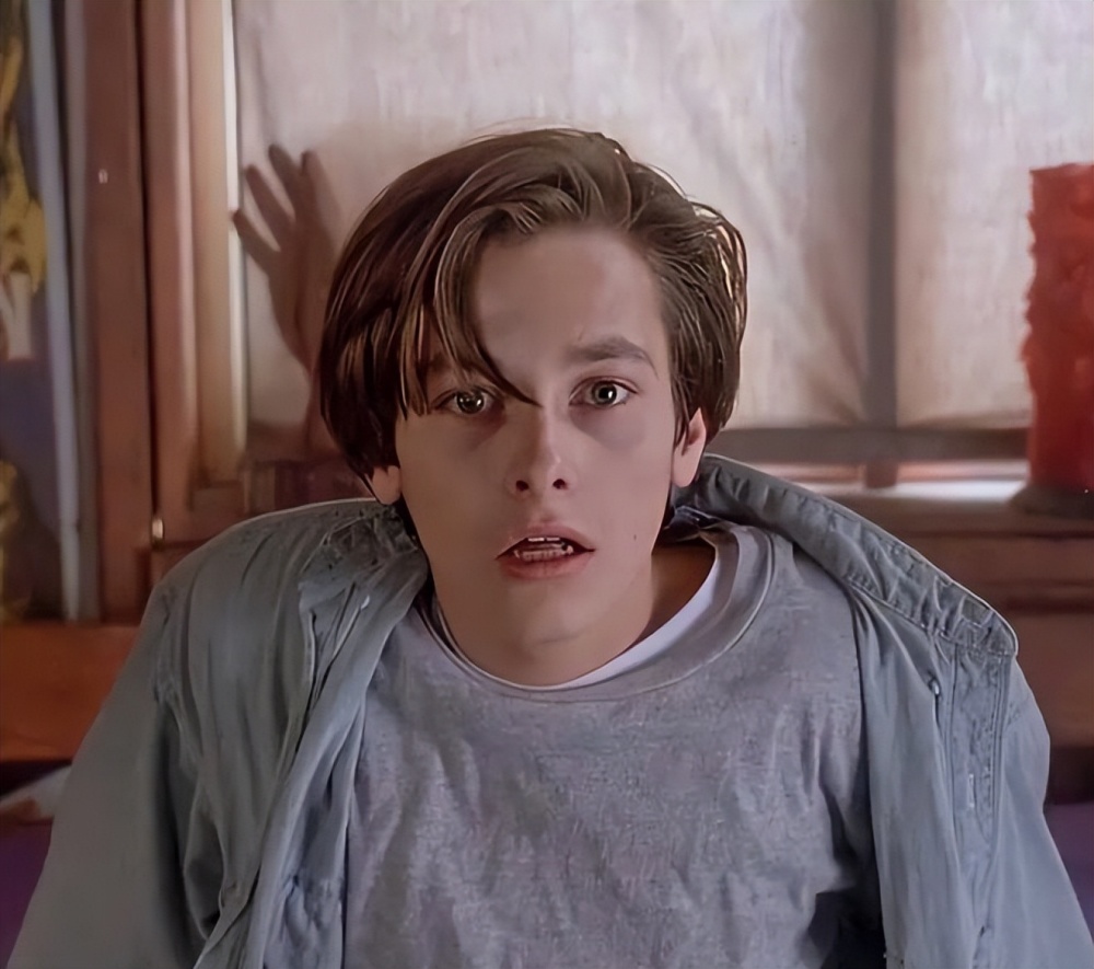 爱德华福隆年轻时颜值堪比小李子后来自甘堕落成笑柄