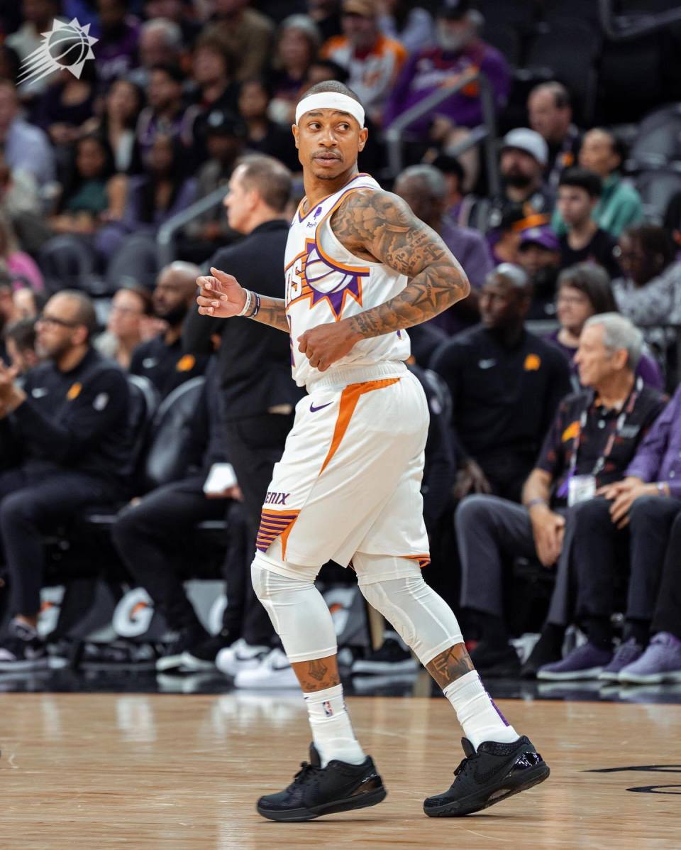 小托马斯连续四场遭dnp重回nba只打108秒明天迎短工截止日