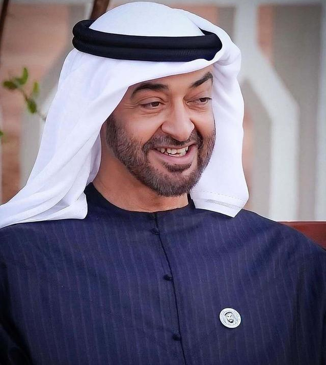 左:科威特埃米尔(国王)萨巴赫·艾哈迈德·贾比尔·萨巴赫 右:沙特