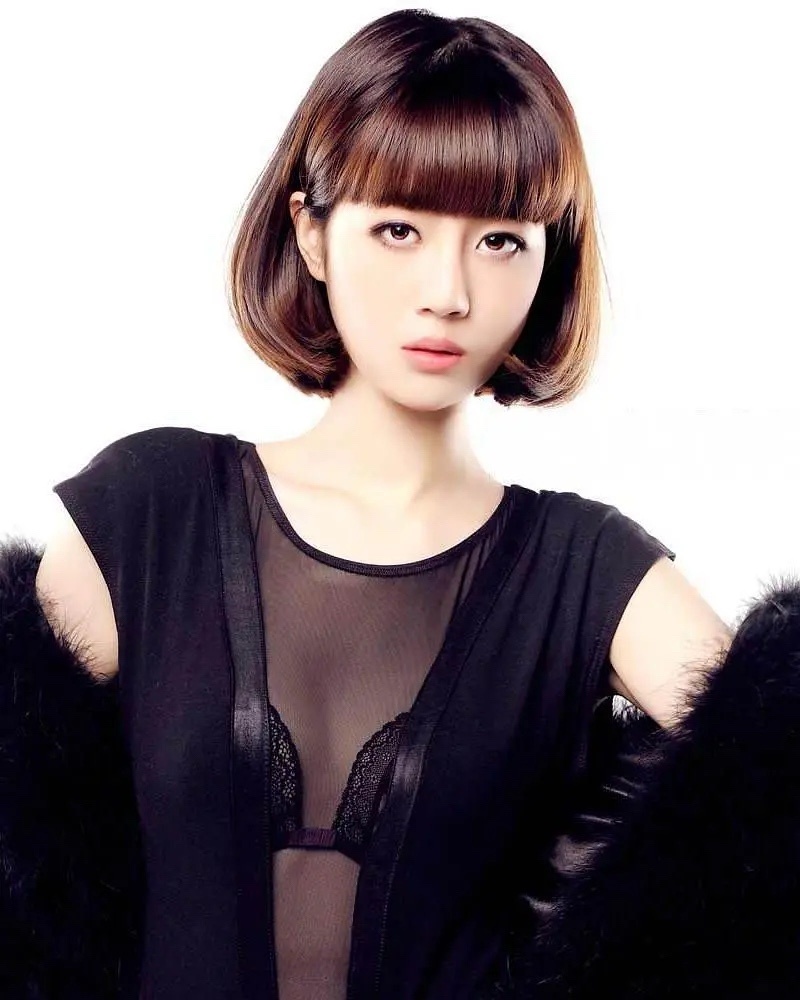 之后,在《妻子的秘密》《活色生香》《漂亮的李慧珍》等剧中,李溪芮