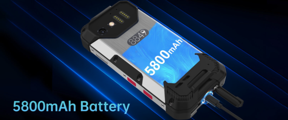 没错,5800mah 虽然比许多正常手机的都要大,但已经算是三防机里的弟弟