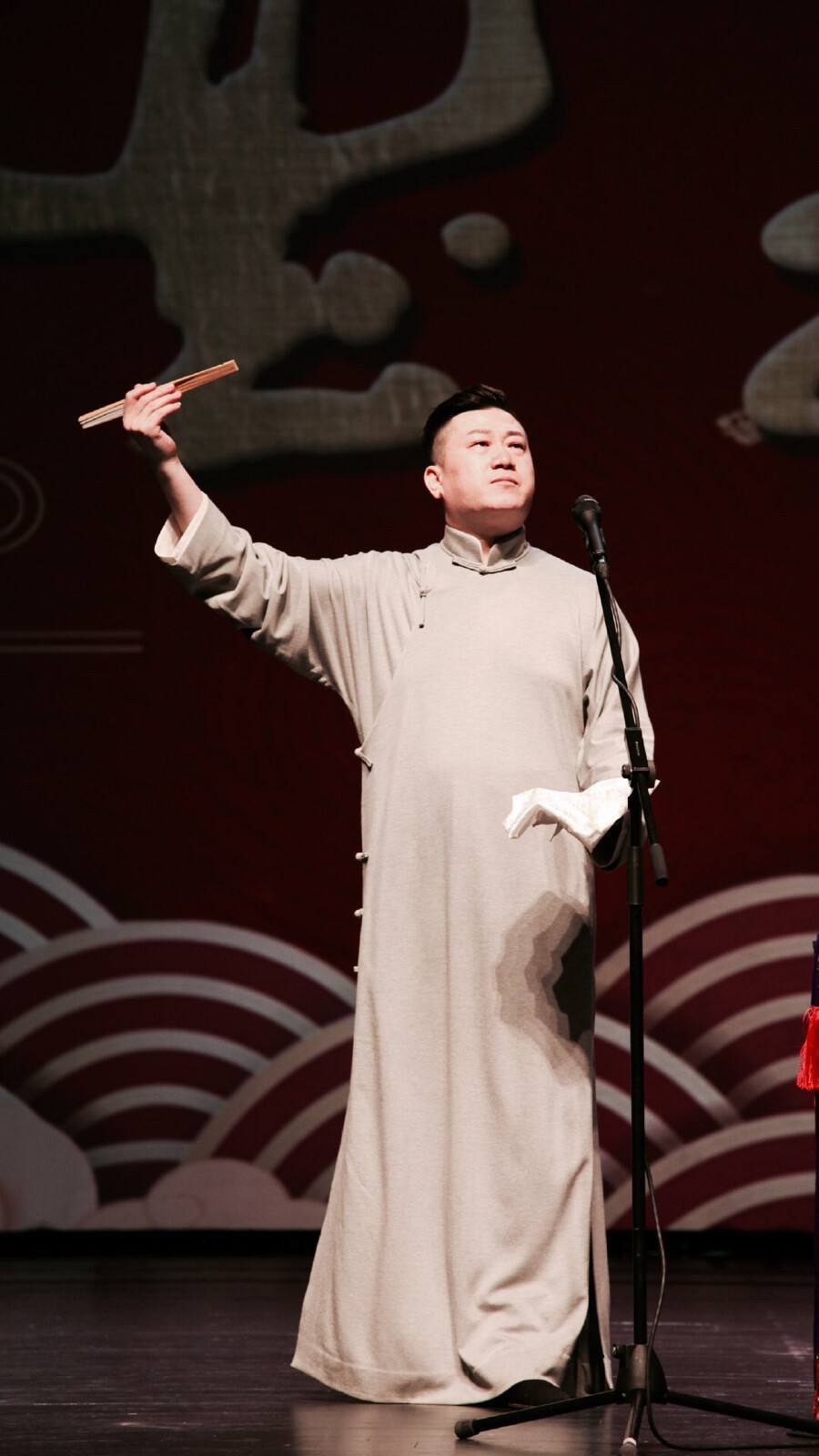 "德云坟王"张鹤伦:三进三出还不知道珍惜,天天调侃郭德纲