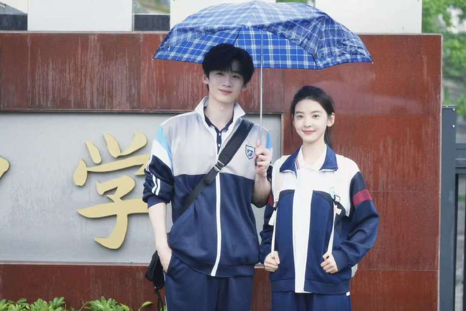 《难哄》首播将至，看懂温以凡爽约桑延，才明白，两人结局有多甜_腾讯新闻