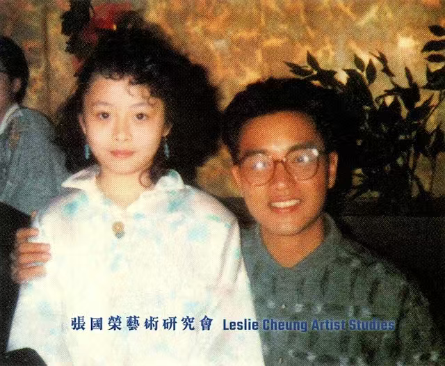 Tvb女星童年与张国荣合照被赞，选美出身，嫁武打明星生活幸福腾讯新闻 