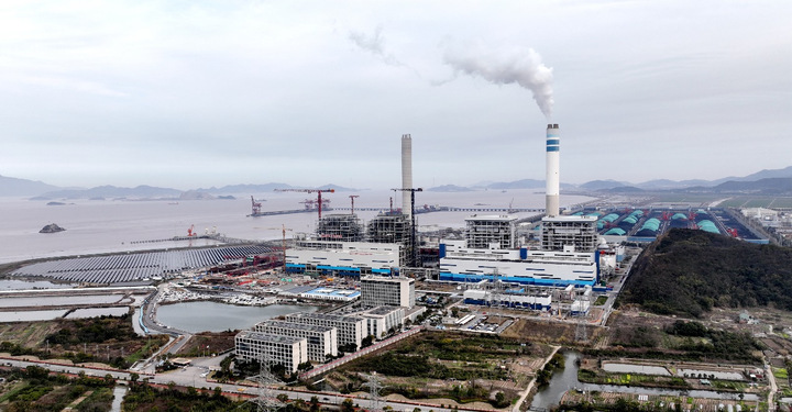 8万吨石灰石 减排二氧化碳60万吨,浙能六横电厂二期牛在哪?_腾讯新闻