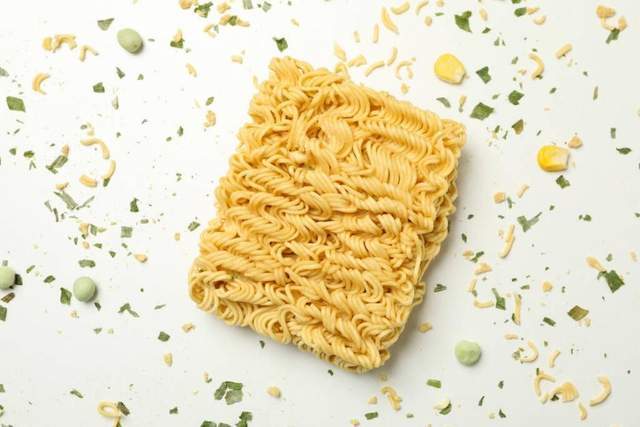 说到方便面,相信不少老无锡人心里都有一袋"中萃"吧?