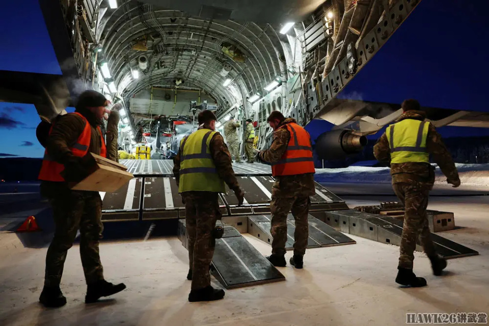 ͼ˵��C-17�����ж�ء�ɽè��ֱ����