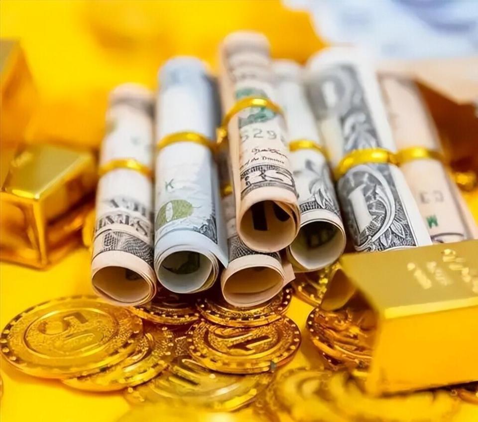 刷新历史新高！黄金首破4600美元，外资却喊话要涨6000美元目标-腾讯新闻