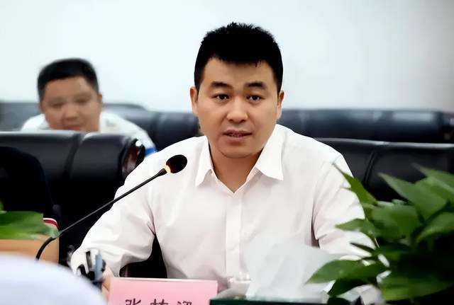 15%股权,其一致行动人张栋梁此前已持股约5.09%,合计持股约14.24%.