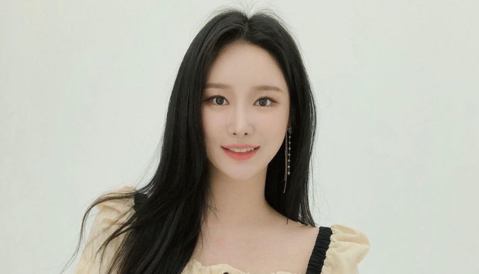 bravegirls解散后金玟莹成了咖啡店老板