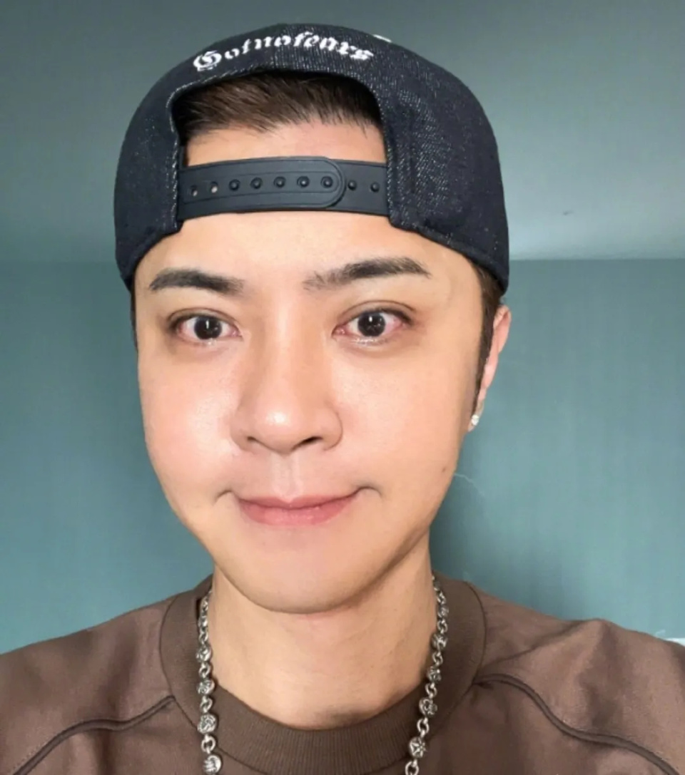 劈腿风波过去四年,蝴蝶姐姐宣布怀孕,罗志祥沉迷医美撞脸陈晓东