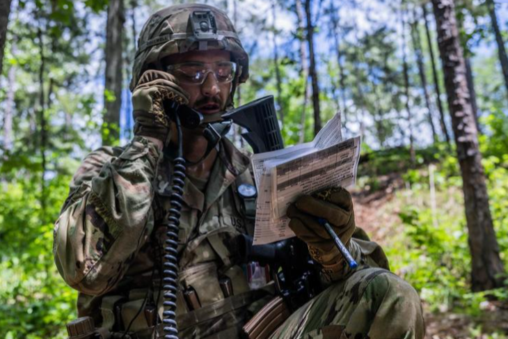 偵察兵還得靠狙擊手配合？這對搭檔到底強在哪？ - 