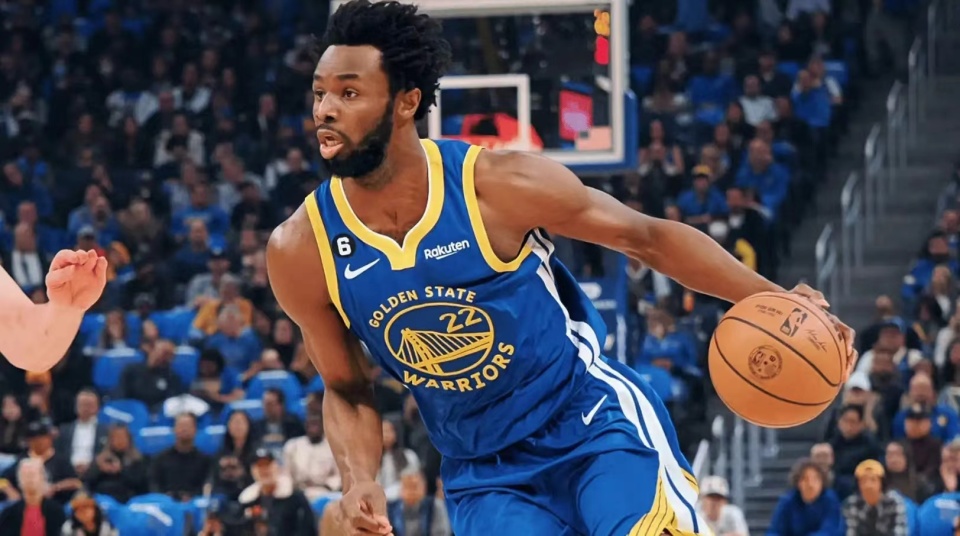 5连胜威金斯23分勇士6人上双险胜独行侠东契奇三双难救主