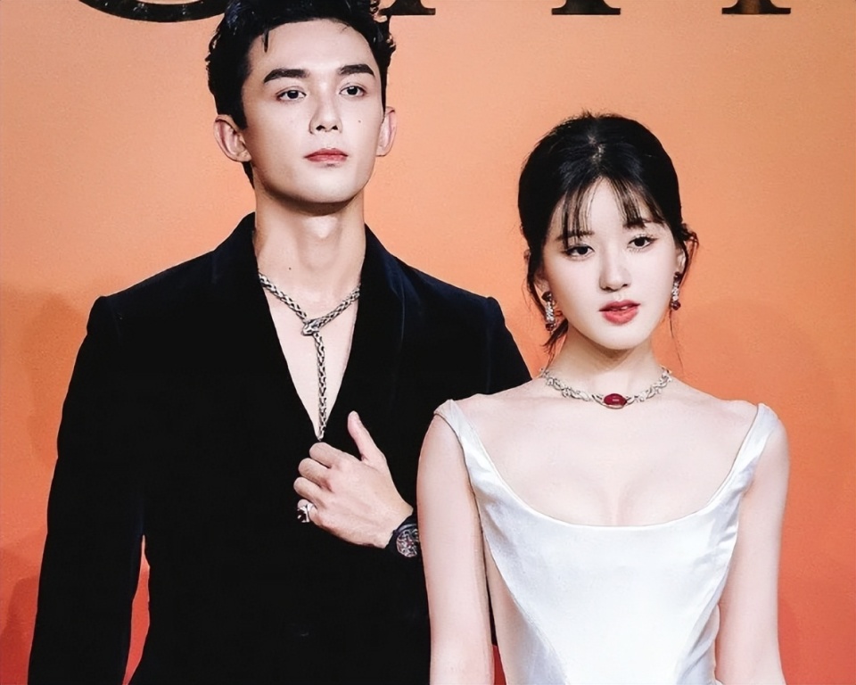 《中餐厅8》启动,黄晓明回归希望大,赵露思,吴磊合体引爆话题_腾讯