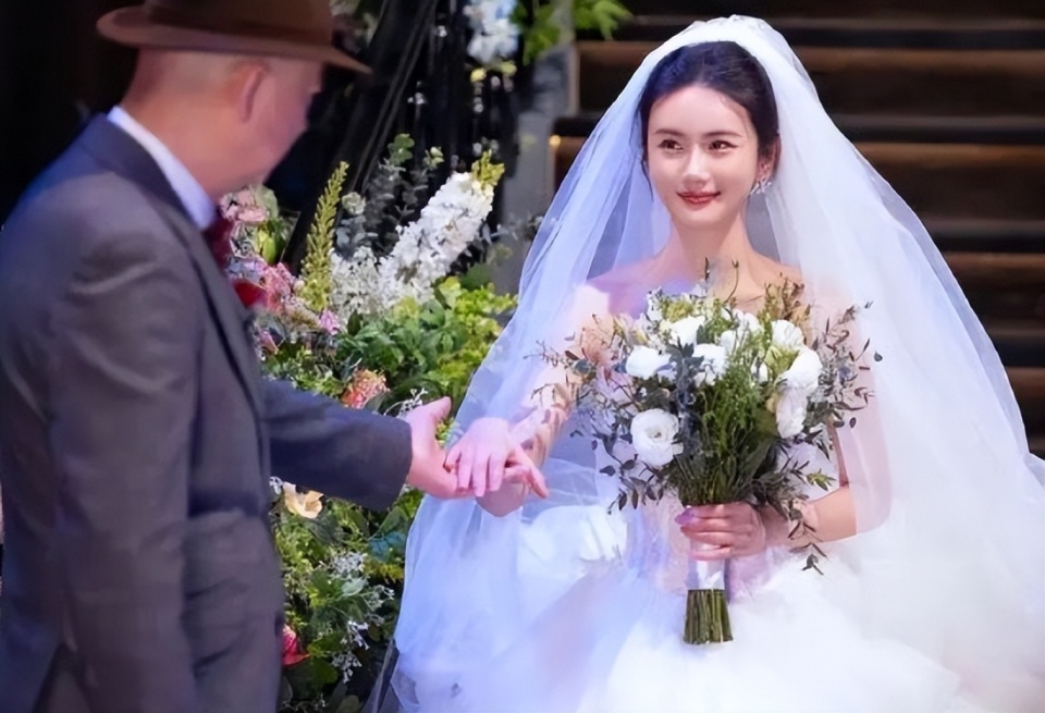 李泽锋想挑战比"卫明"更渣的角色,有类渣男,他似乎还驾驭不了