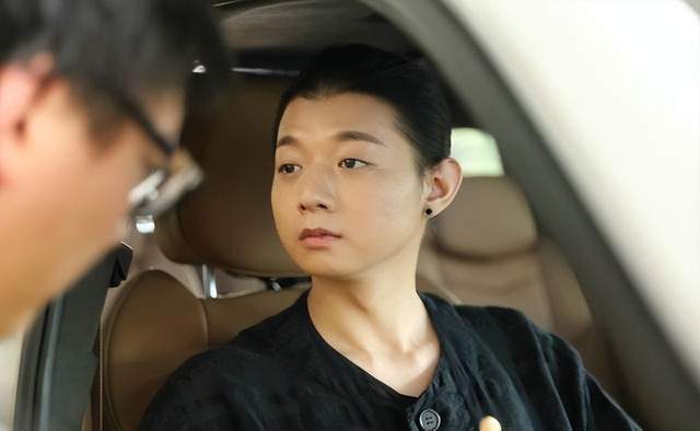 霍尊前女友陈露涉嫌敲诈勒索案,进入审查起诉阶段_腾讯新闻