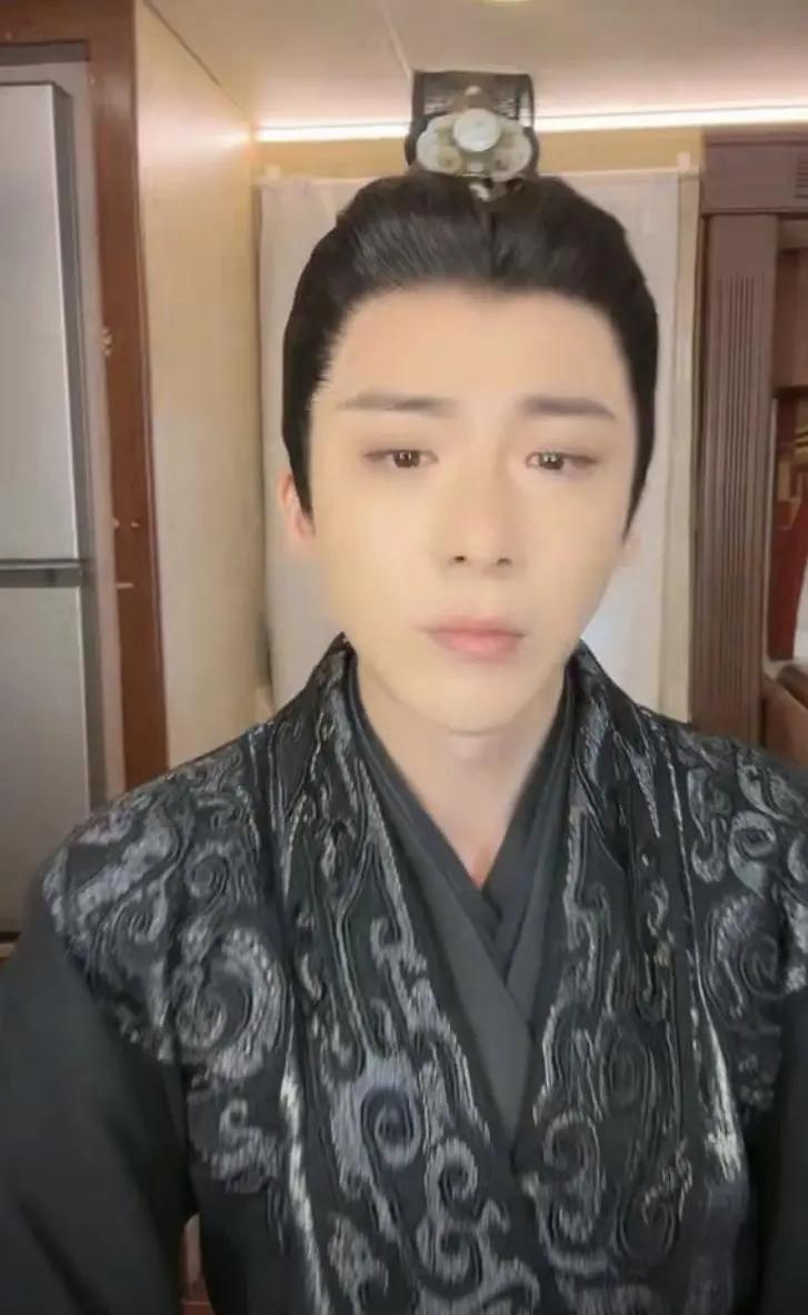 刘宇宁否认出演《将门毒后》,晒素颜照回应:没接到过剧本,别骂_腾讯