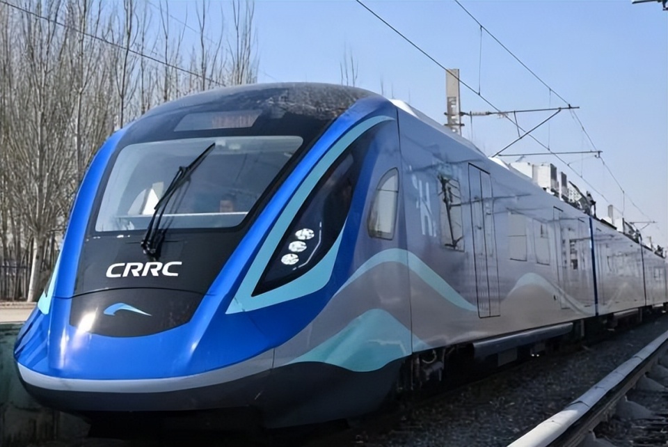 例如乘用车,客车,物流车等领域,而氢能源列车也成为轨道交通技术发展