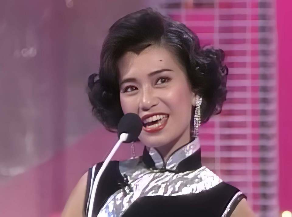 香港女星惊爆离婚，多次相亲失败，移民国外多年宣布不再结婚_腾讯新闻