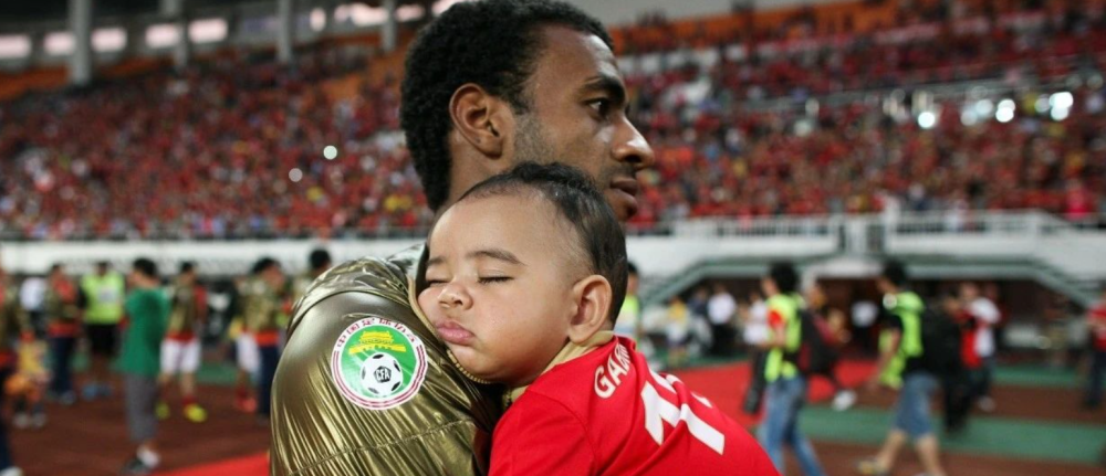 双料金靴,错过归化,不满薪水…… "鸡爷"穆里奇的中国