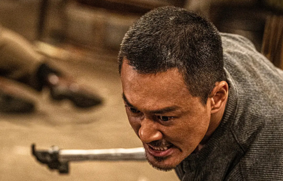 《九龙城寨之围城》深度解析:细节隐藏大量删减剧情,字幕有漏洞