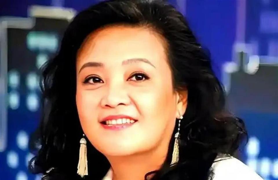 僵持20天后，张兰发6条视频主动破冰？汪小菲的话她是真听进去了_腾讯新闻