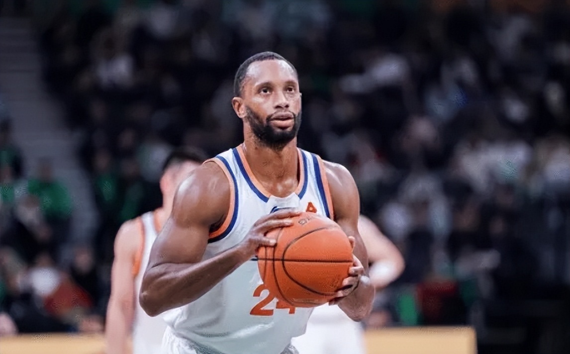 上海二陣成弊端！全是功能型球員，靠弗格得分真不行，上去就丟分