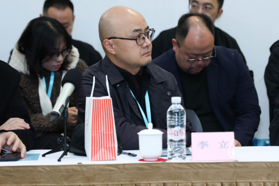 “风自海上——2024建筑艺术作品展览”呈现近年国内近百位优秀建筑家的创作成果_腾讯新闻