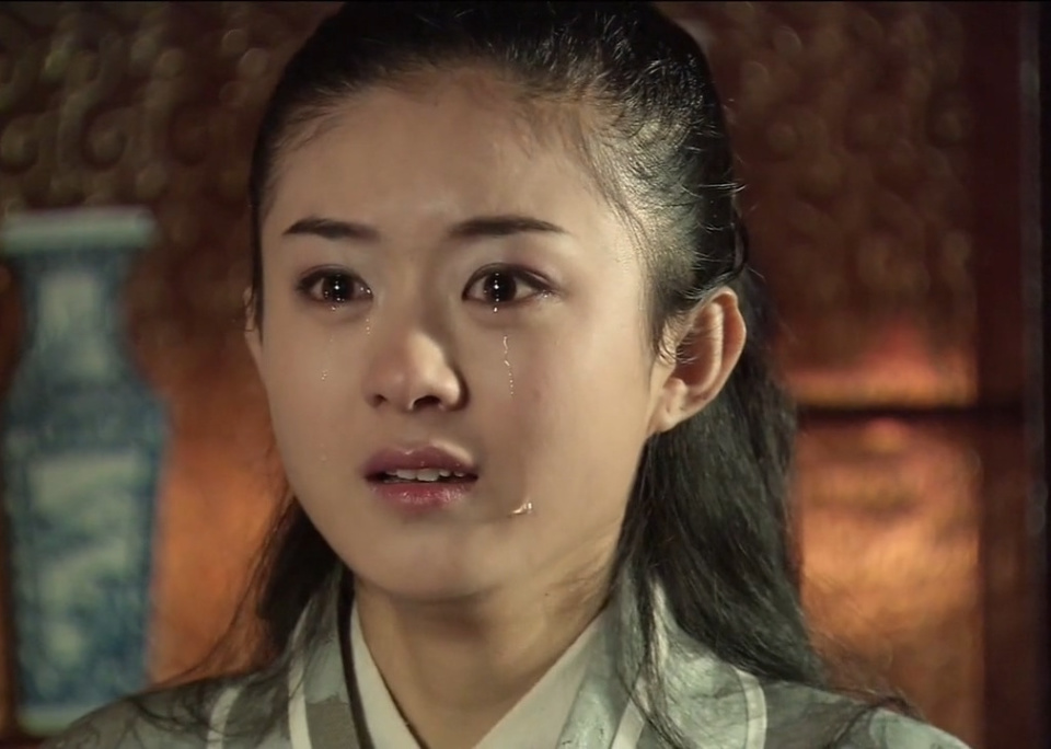 在20岁这一年,赵丽颖出演的《镖行天下之牡丹阁》,《世纪不了情》和