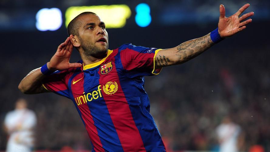 找内马尔借钱遭拒后巴萨好友伸出援手才帮阿尔维斯重获自由