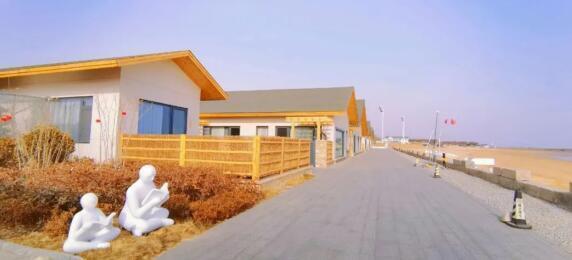 山海天旅游度假区的渔家乐经历了"大通铺,双标间,小二层"三个发展阶段