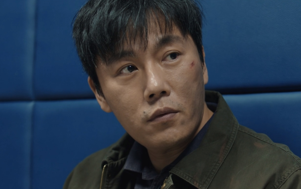 连续2天飙升榜第一,秦昊这部新剧,已走上了国产悬疑剧的另一条大路