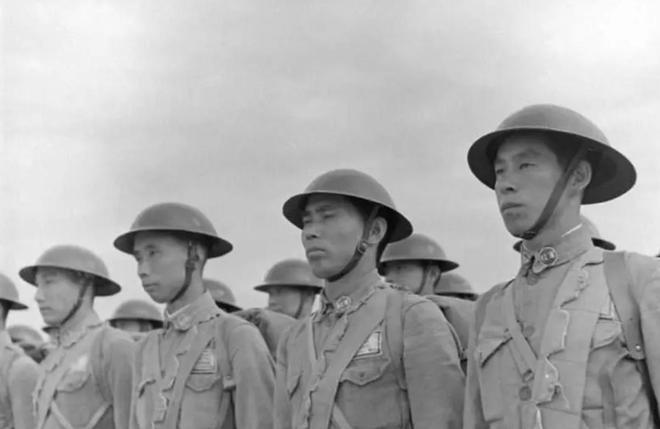 一名二十九军普通士兵都携带哪些装备