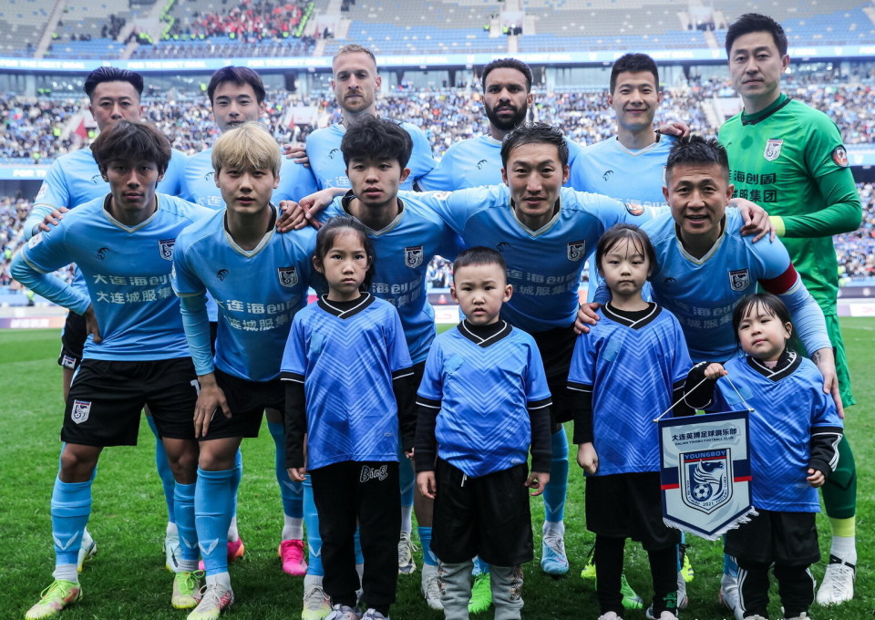 大连英博战绩上佳,梭鱼湾一票难求!如何打击黄牛?