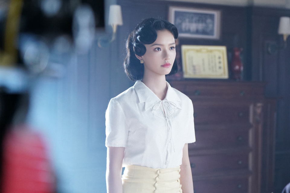 看完《足迹》十集，林斯允让人眼前一亮，“星女郎”林允惊艳！_腾讯新闻