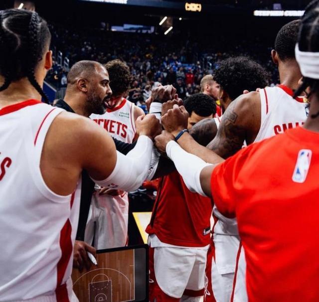 乌度卡摊牌,伊森复出再试阵,火箭交易或随后就来_腾讯新闻