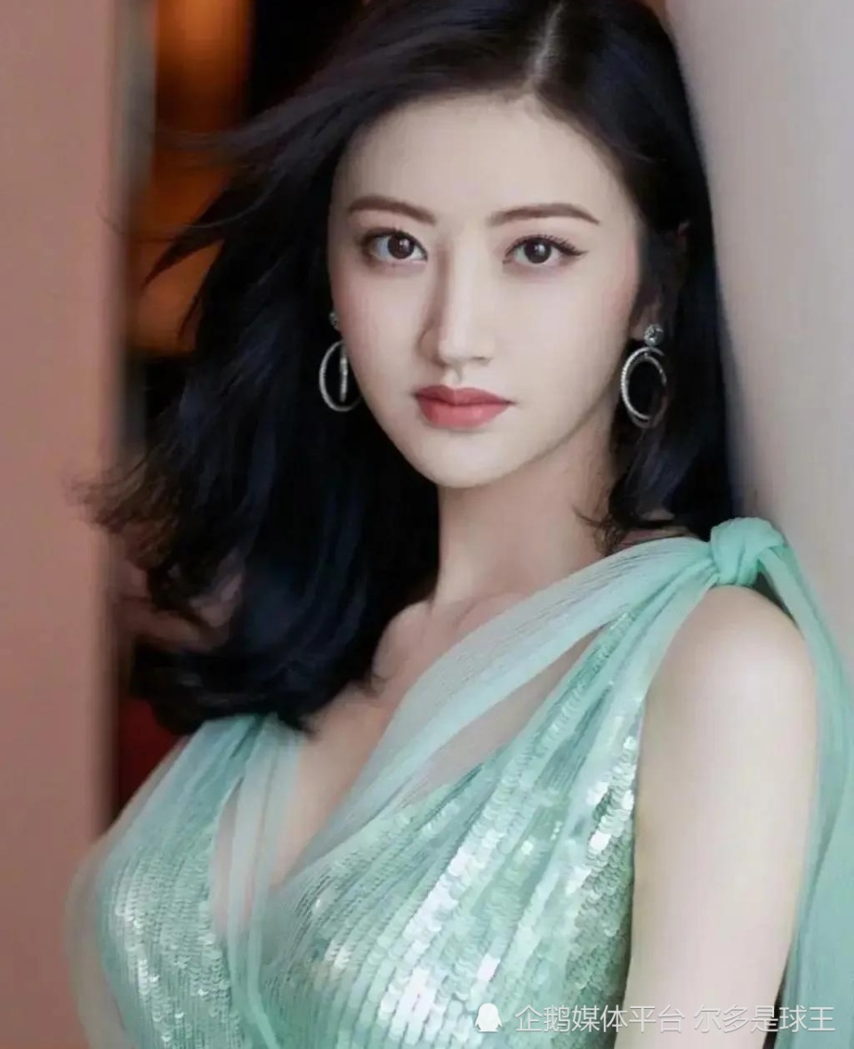 景甜私密照抵债真假难辨，张继科负面缠身捞金无底线-腾讯新闻