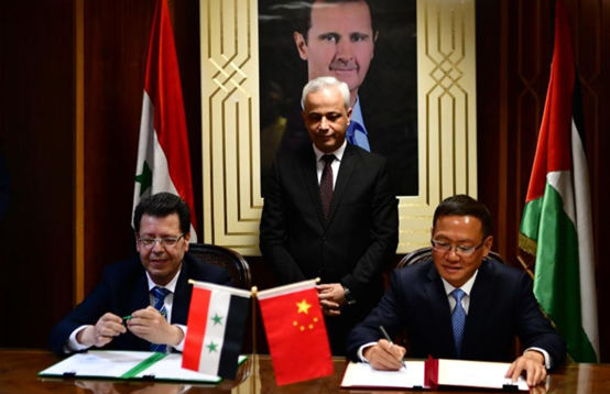 叙利亚驻华大使批美盗石油,感谢中国挺身而出,还想坐高铁看中国